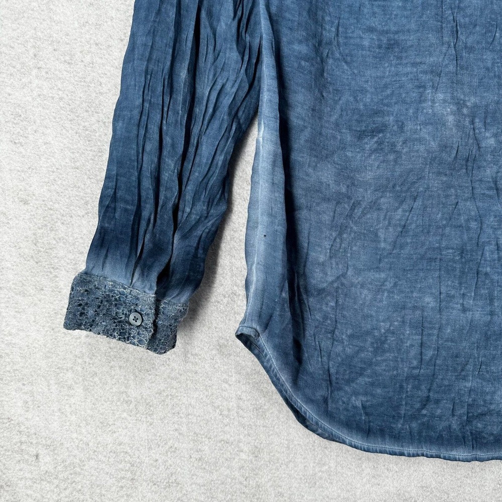 Chicos Blouse Womens 1 (MEDIUM) Chambray Lace Button Up Top Blue - Picture 6 of 14